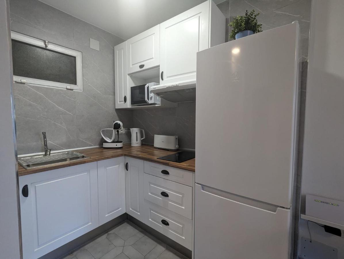 Apartamento Entero, Enormes Piscinas, Terraza Y Playa 贝纳尔马德纳 外观 照片