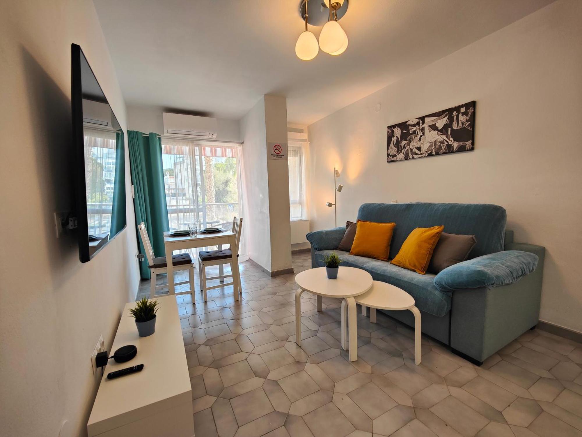 Apartamento Entero, Enormes Piscinas, Terraza Y Playa 贝纳尔马德纳 外观 照片