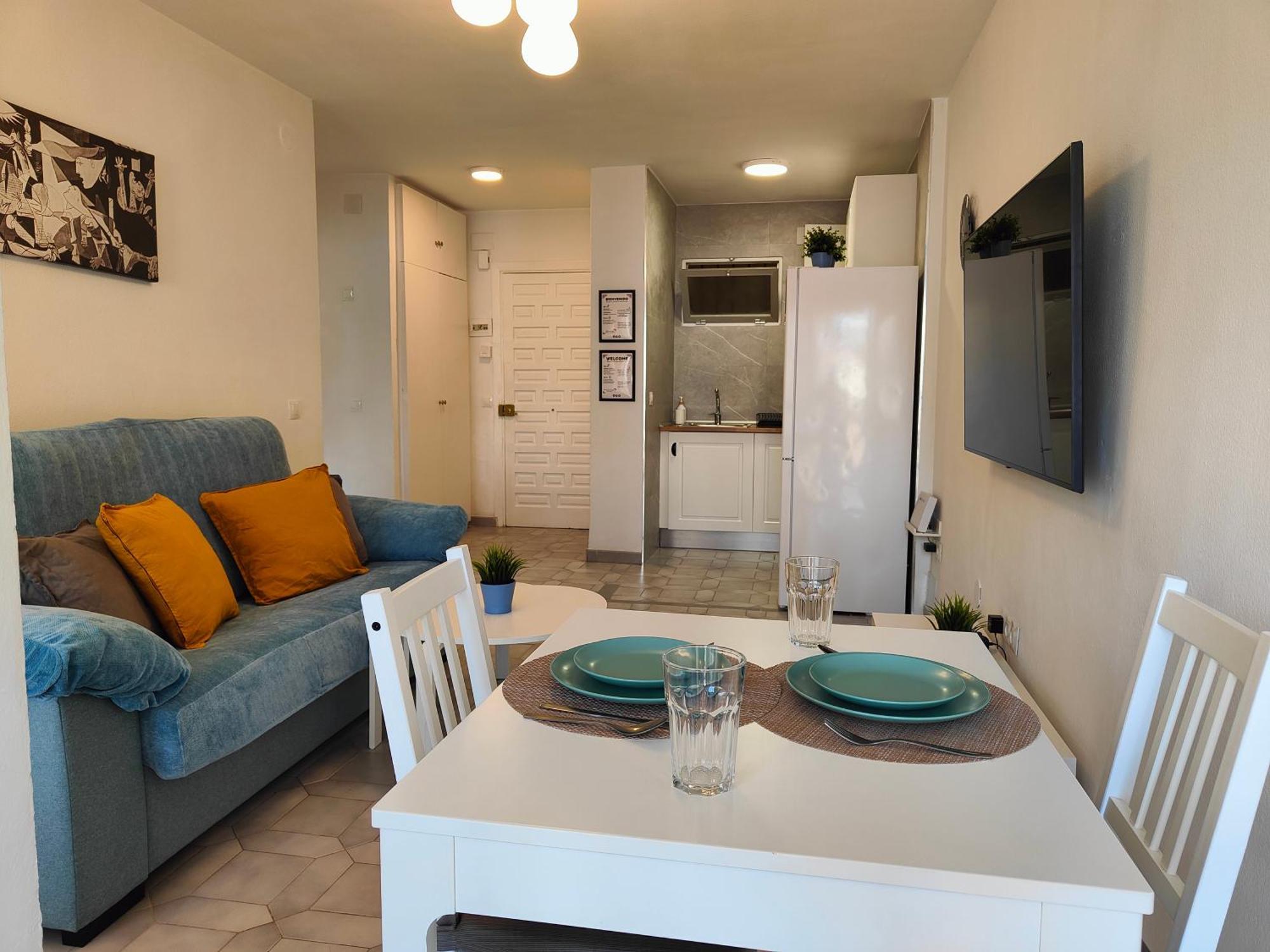 Apartamento Entero, Enormes Piscinas, Terraza Y Playa 贝纳尔马德纳 外观 照片