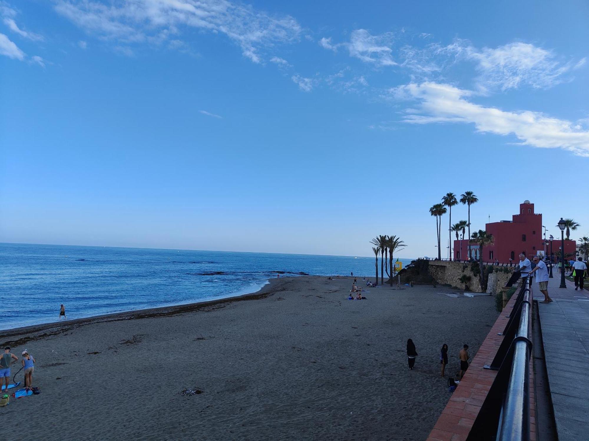 Apartamento Entero, Enormes Piscinas, Terraza Y Playa 贝纳尔马德纳 外观 照片