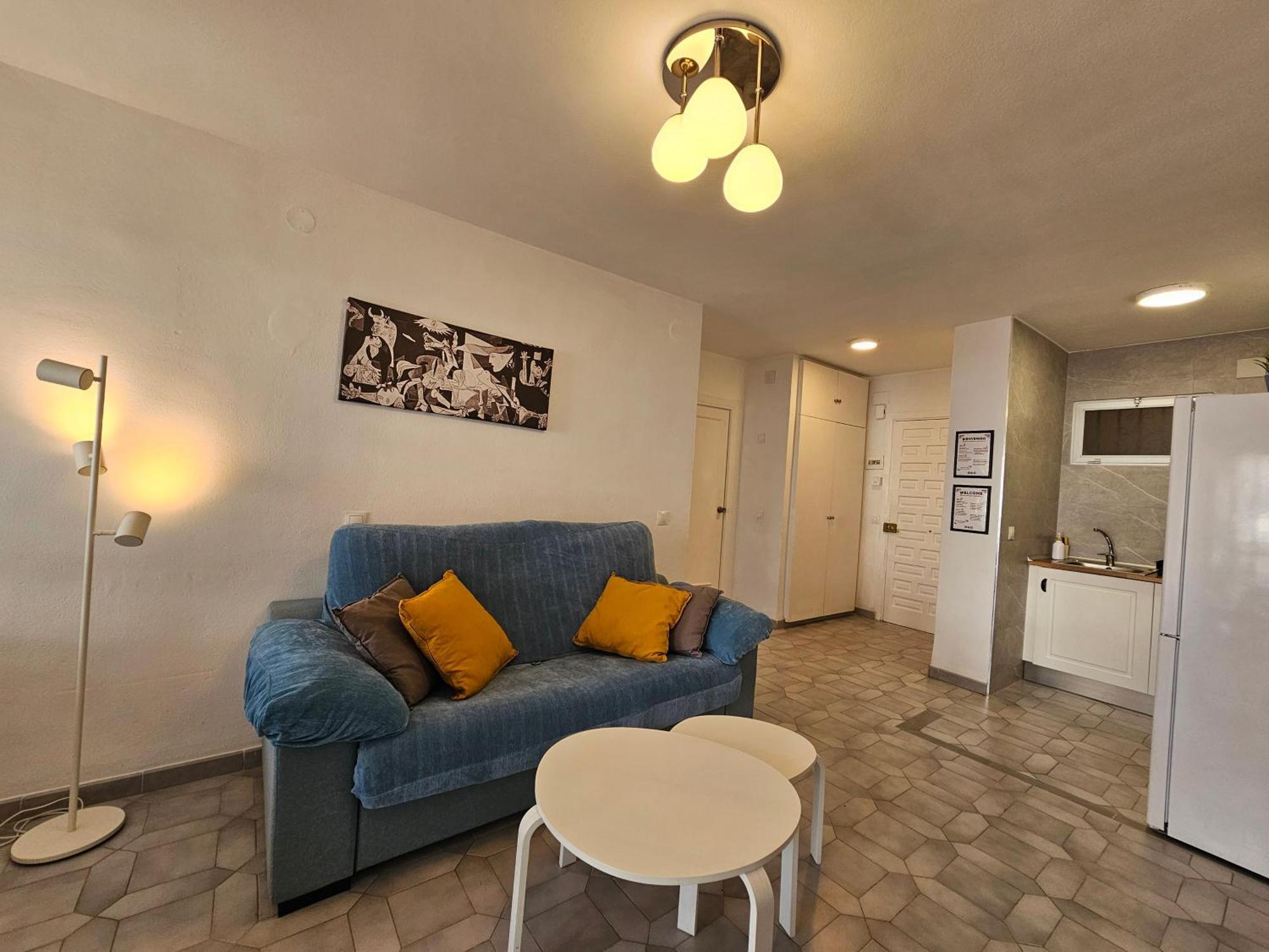 Apartamento Entero, Enormes Piscinas, Terraza Y Playa 贝纳尔马德纳 外观 照片